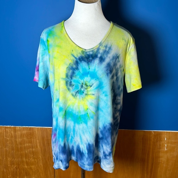 JRSDesignsltd Tops - Tye dye t-shirt